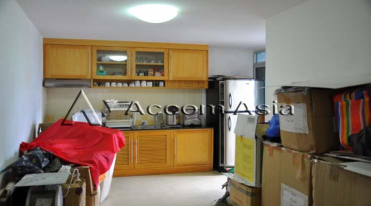 8  3 br Office Space For Rent in Phaholyothin ,Bangkok BTS Ari at Thirapol Building 1519467