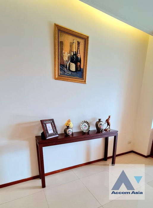 7  3 br Apartment For Rent in Sukhumvit ,Bangkok BTS Phrom Phong at Fully Furnished Suites 1519544