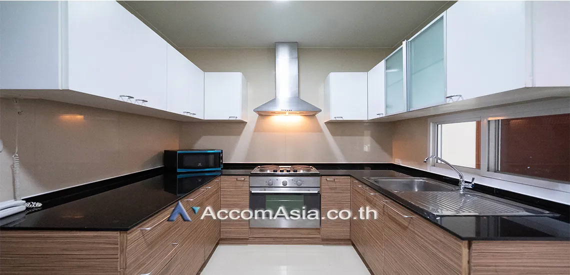 unitBig Balcony, Pet friendly |  3 Bedrooms  Apartment For Rent in Sukhumvit, Bangkok  near BTS Phrom Phong (1419552)