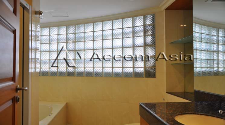 9  3 br Apartment For Rent in Sukhumvit ,Bangkok BTS Nana at Fully Furnished Apartment, Only 2 mins walk to BTS 1419589