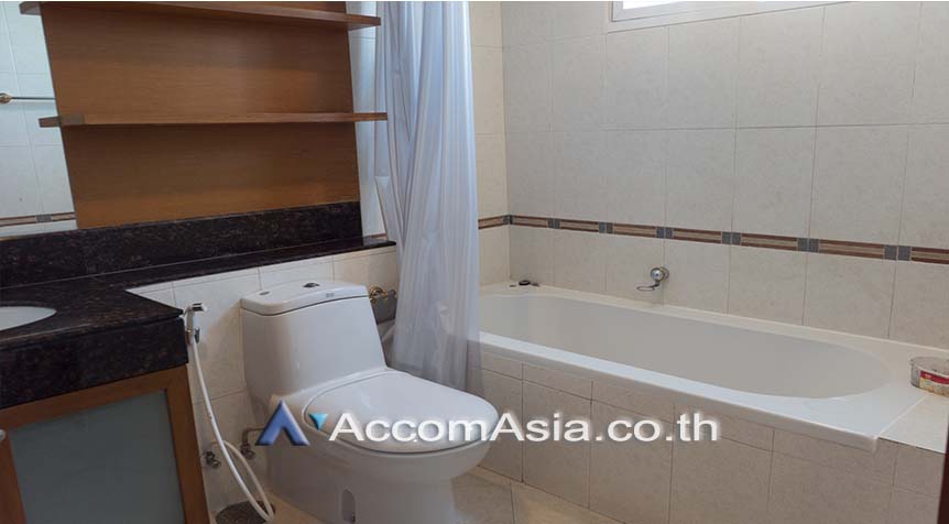 12  3 br Apartment For Rent in Sukhumvit ,Bangkok BTS Nana at Fully Furnished Apartment, Only 2 mins walk to BTS 1419590
