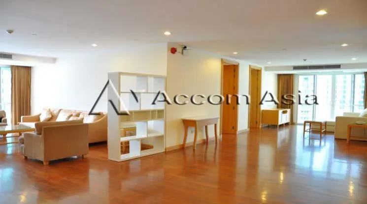 unit 3 Bedrooms  Apartment For Rent in Sukhumvit, Bangkok  near BTS Phrom Phong (1419693)