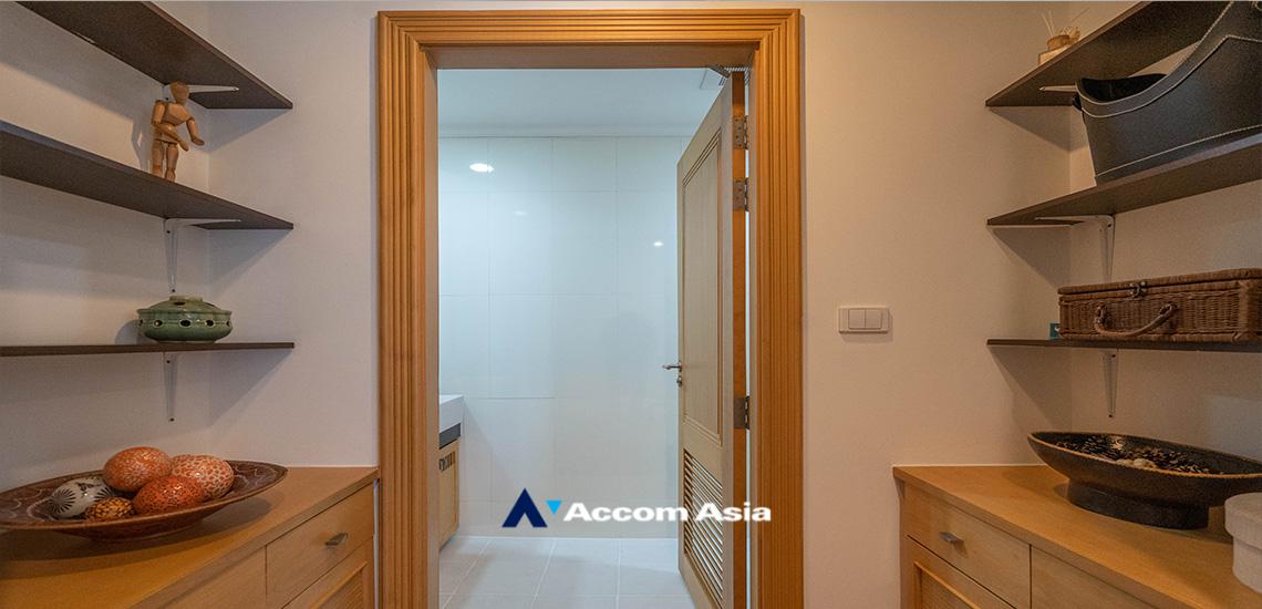 17  3 br Apartment For Rent in Sukhumvit ,Bangkok BTS Phrom Phong at Apartment with Top Facilities, Close to Emshere 1419694
