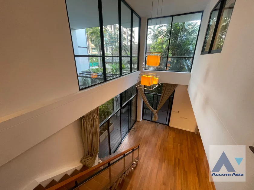 9  3 br Apartment For Rent in Sukhumvit ,Bangkok BTS Ekkamai at The Executive Residence 1419705