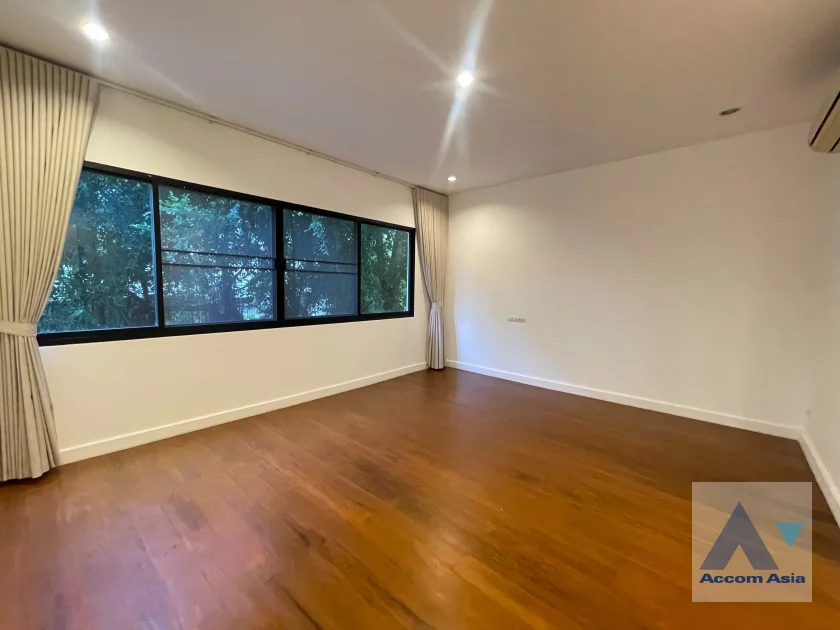 12  3 br Apartment For Rent in Sukhumvit ,Bangkok BTS Ekkamai at The Executive Residence 1419705