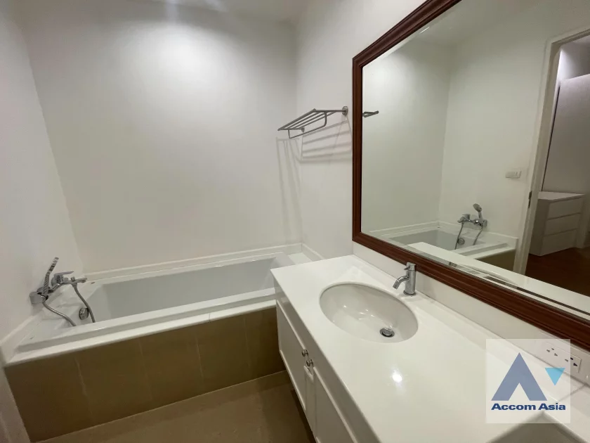 19  3 br Apartment For Rent in Sukhumvit ,Bangkok BTS Ekkamai at The Executive Residence 1419705