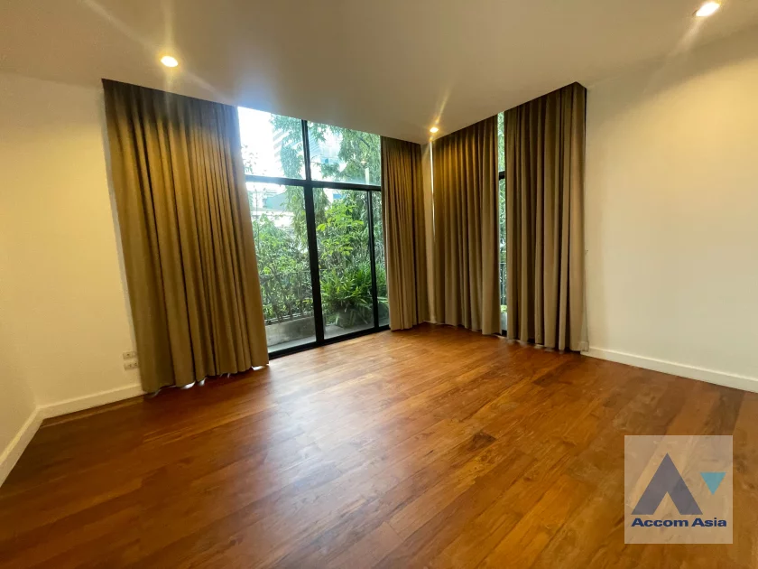 14  3 br Apartment For Rent in Sukhumvit ,Bangkok BTS Ekkamai at The Executive Residence 1419705