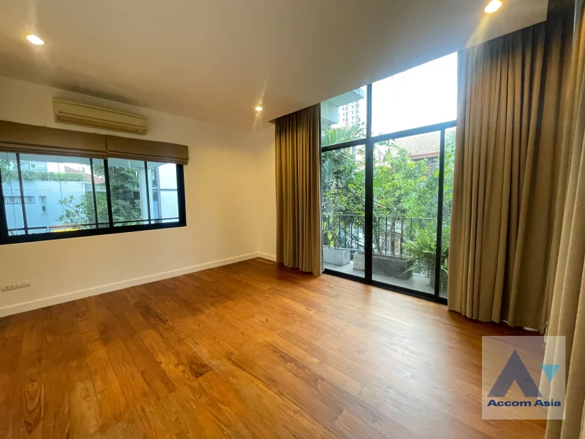 10  3 br Apartment For Rent in Sukhumvit ,Bangkok BTS Ekkamai at The Executive Residence 1419705