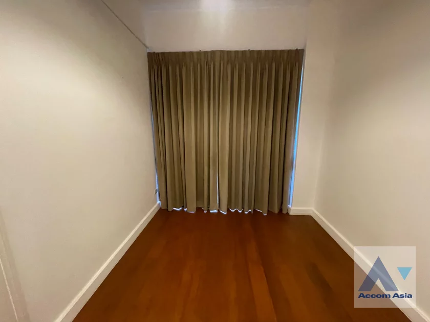 16  3 br Apartment For Rent in Sukhumvit ,Bangkok BTS Ekkamai at The Executive Residence 1419705