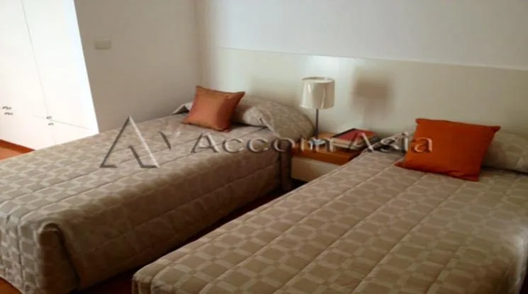 unit 2 Bedrooms  Condominium For Rent in Sathorn, Bangkok  near BRT Thanon Chan (1519926)