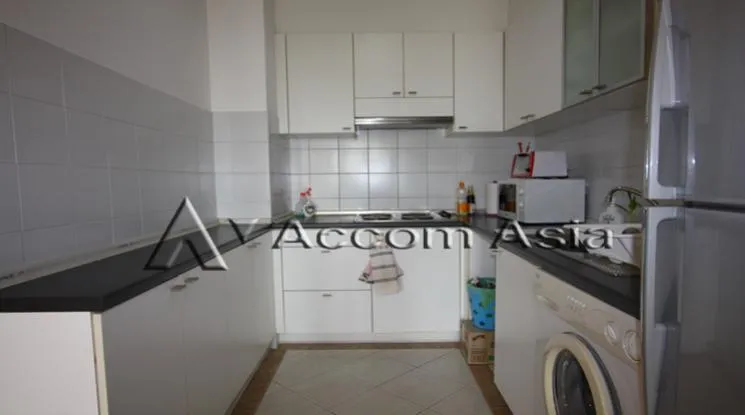 unit 3 Bedrooms  Condominium For Rent & Sale in Sathorn, Bangkok  (1519990)