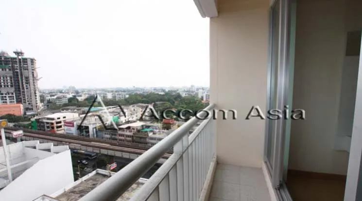 unit 2 Bedrooms  Condominium For Rent in Sukhumvit, Bangkok  near BTS Ekkamai (1520005)