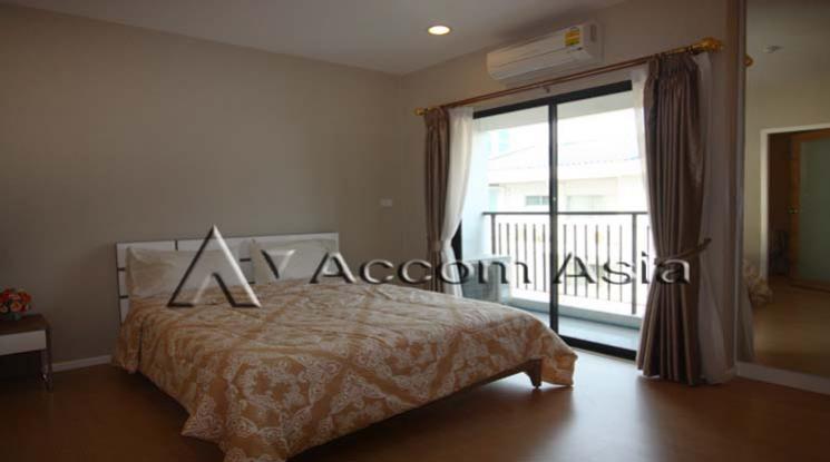 8  1 br Condominium For Rent in Ploenchit ,Bangkok BTS Ploenchit at Renova Residence 1520014