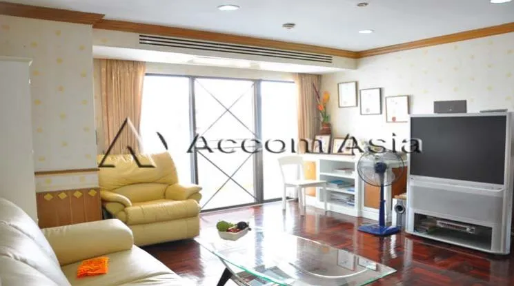unit 2 Bedrooms  Condominium For Sale in Sukhumvit, Bangkok  near BTS Phrom Phong (1520017)