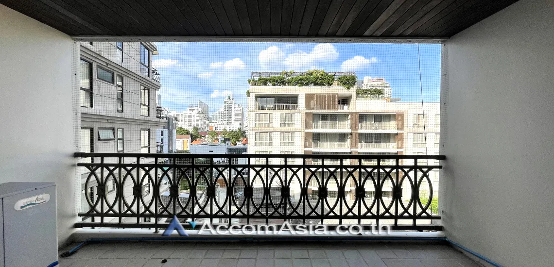 18  3 br Apartment For Rent in Sukhumvit ,Bangkok MRT Sukhumvit - BTS Asok at Easy to access BTS and MRT 1420037