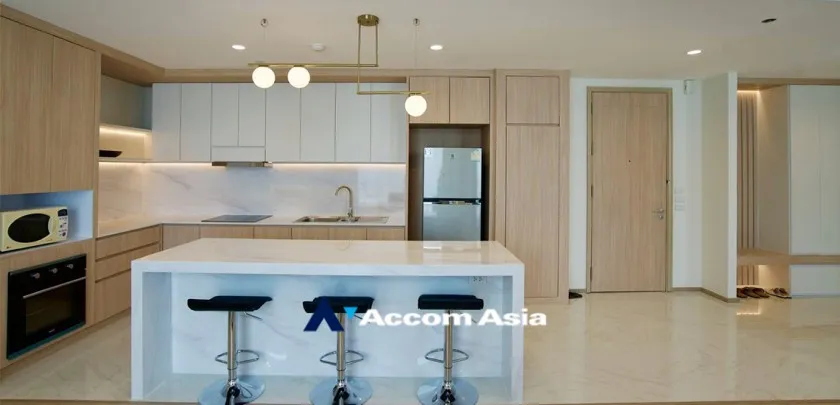 unit 2 Bedrooms  Condominium For Rent & Sale in Sathorn, Bangkok  near BTS Chong Nonsi (20775)