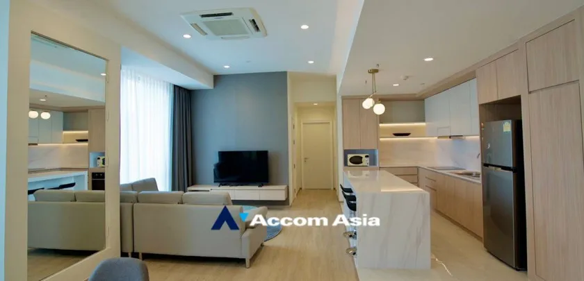 unit 2 Bedrooms  Condominium For Rent & Sale in Sathorn, Bangkok  near BTS Chong Nonsi (20775)
