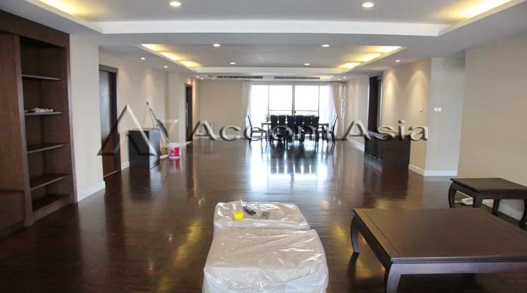  2  3 br Apartment For Rent in Sukhumvit ,Bangkok BTS Asok at Family Apartment with Lake View 20779