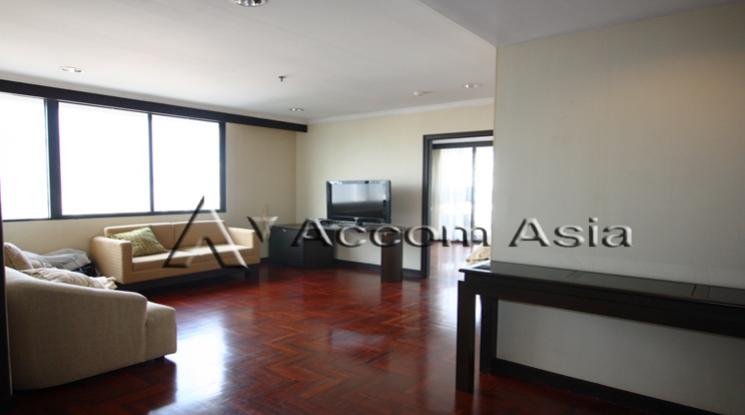  1  3 br Condominium For Rent in Sukhumvit ,Bangkok BTS Nana at Lake Green 1520128