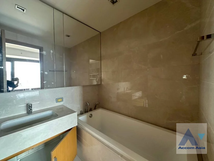 12  1 br Condominium For Rent in Ploenchit ,Bangkok BTS Ploenchit - MRT Lumphini at Prive by Sansiri 1520155