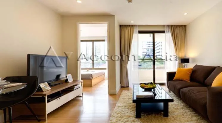 unit 1 Bedroom  Condominium For Rent in Silom, Bangkok  near BTS Chong Nonsi (1420197)