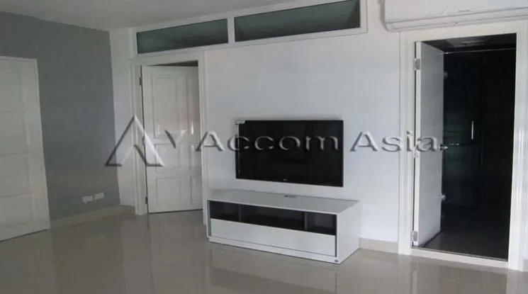 unit 2 Bedrooms  Condominium For Rent in Sukhumvit, Bangkok  near BTS Thong Lo (1520334)