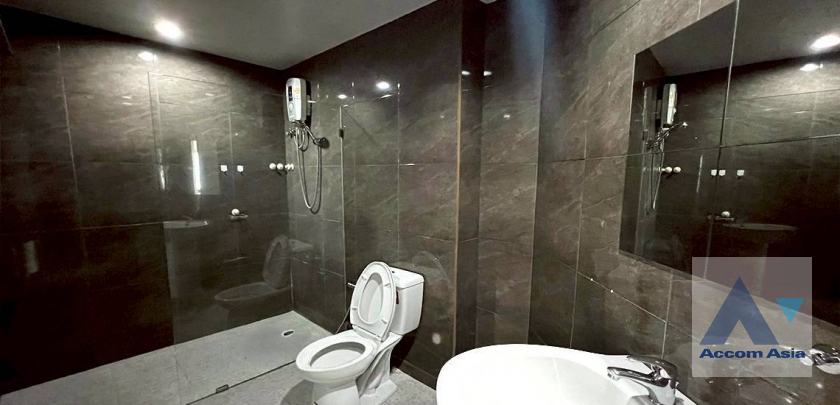 11  2 br Condominium For Sale in Sukhumvit ,Bangkok  at Waterford Park  1520353