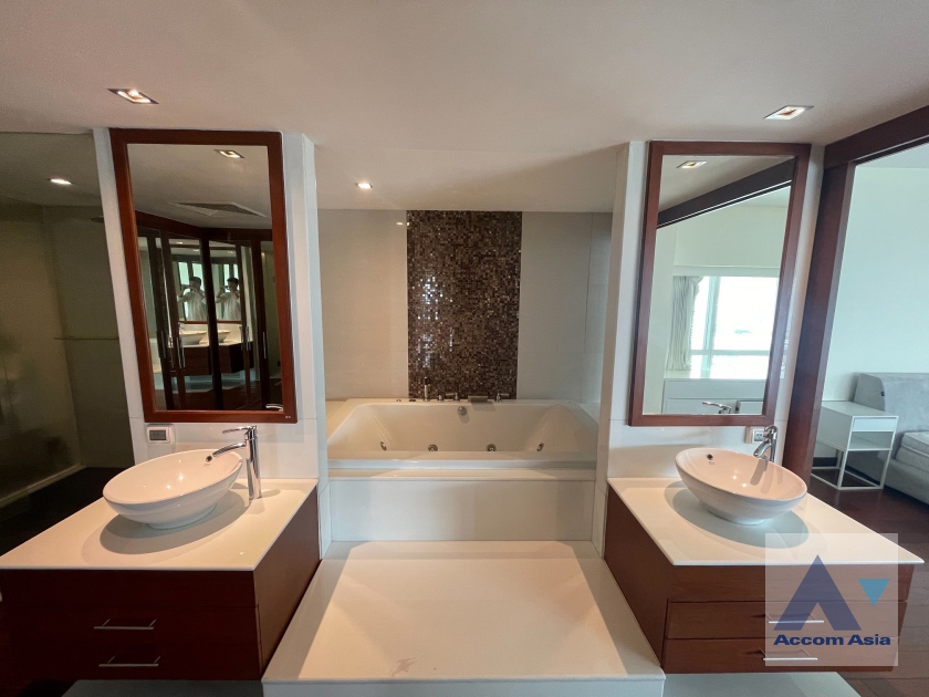 18  3 br Condominium for rent and sale in Sukhumvit ,Bangkok BTS Phrom Phong at Le Raffine Sukhumvit 31 1520383