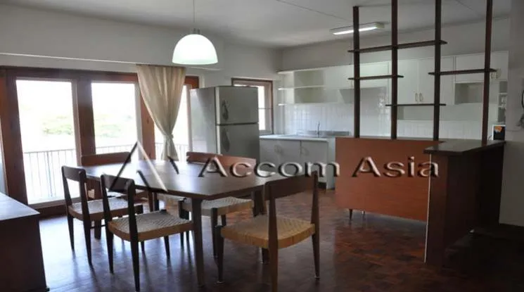 5  2 br Apartment For Rent in Sukhumvit ,Bangkok BTS Ploenchit at Low Rised Building 1420389