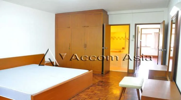 8  2 br Apartment For Rent in Sukhumvit ,Bangkok BTS Ploenchit at Low Rised Building 1420389