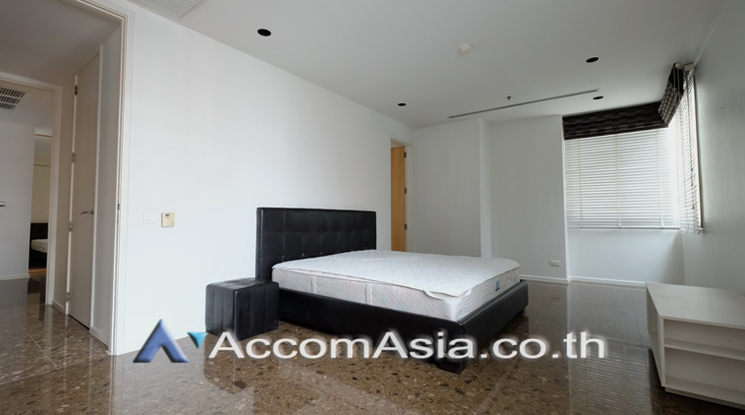 12  2 br Condominium for rent and sale in Silom ,Bangkok MRT Silom - BTS Sala Daeng at The Legend Saladaeng 1520403