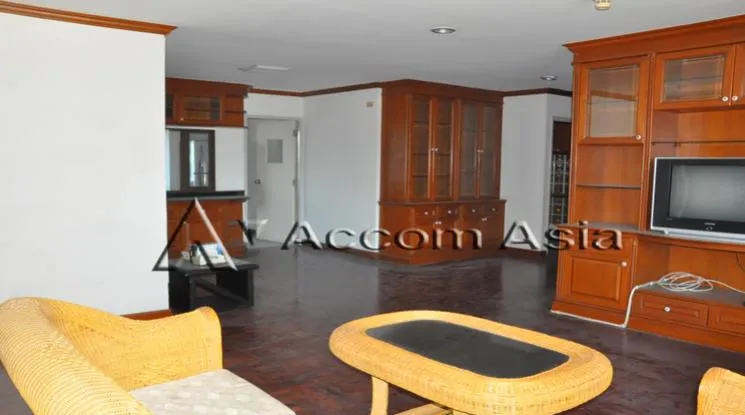unit 3 Bedrooms  Condominium For Rent in Sukhumvit, Bangkok  near BTS Phrom Phong (1520448)