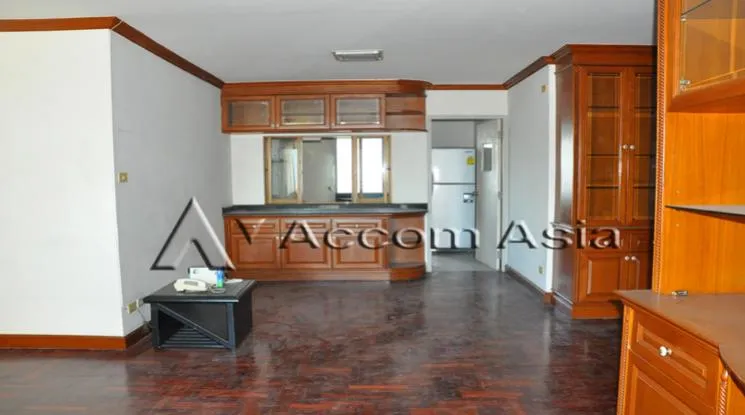 unit 3 Bedrooms  Condominium For Rent in Sukhumvit, Bangkok  near BTS Phrom Phong (1520448)