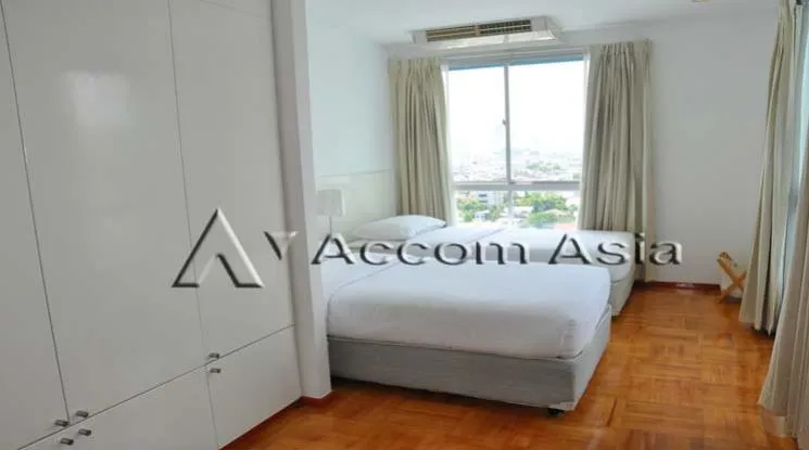 7  3 br Apartment For Rent in Sathorn ,Bangkok BRT Thanon Chan at Family-Friendly Serviced Apartment with Big Green Spaces 1420543