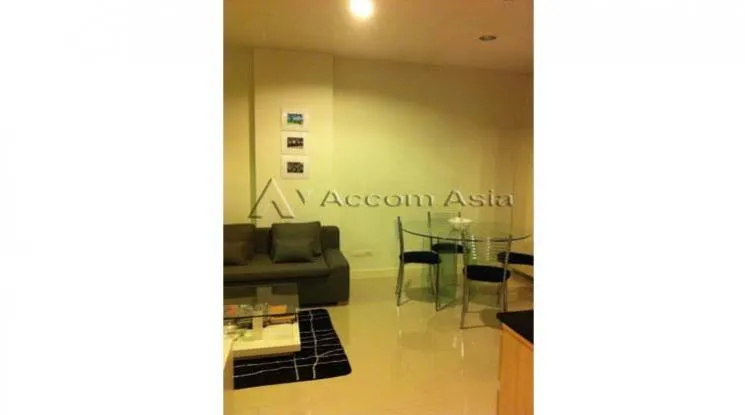 unit 2 Bedrooms  Condominium For Rent in Ratchadaphisek, Bangkok  near MRT Huai Khwang (1520710)