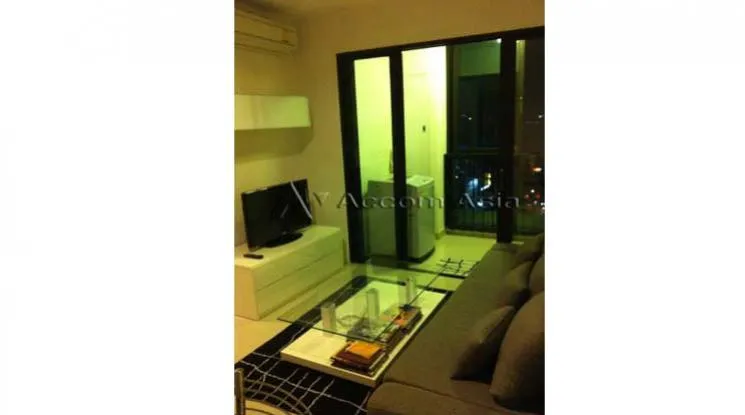 unit 2 Bedrooms  Condominium For Rent in Ratchadaphisek, Bangkok  near MRT Huai Khwang (1520710)