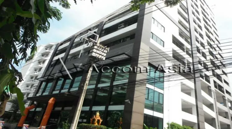 4  1 br Condominium For Rent in Ploenchit ,Bangkok BTS Ploenchit at Renova Residence 1520727