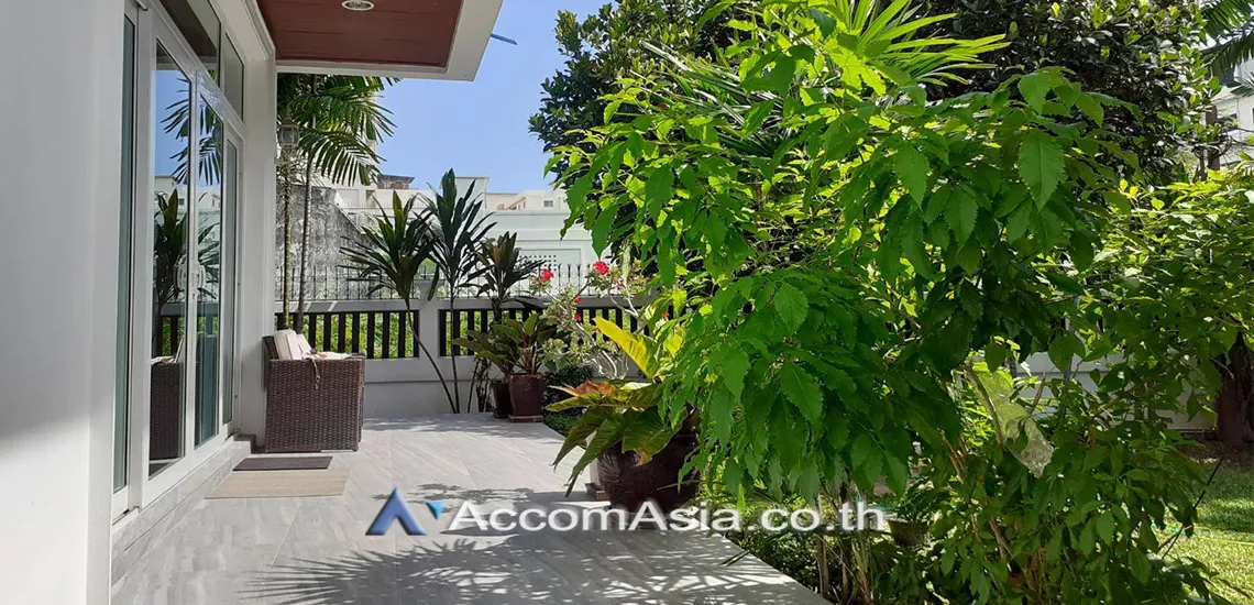 unitGarden, Big Balcony |  4 Bedrooms  House For Rent & Sale in Sukhumvit, Bangkok  near BTS Phra khanong (2320757)