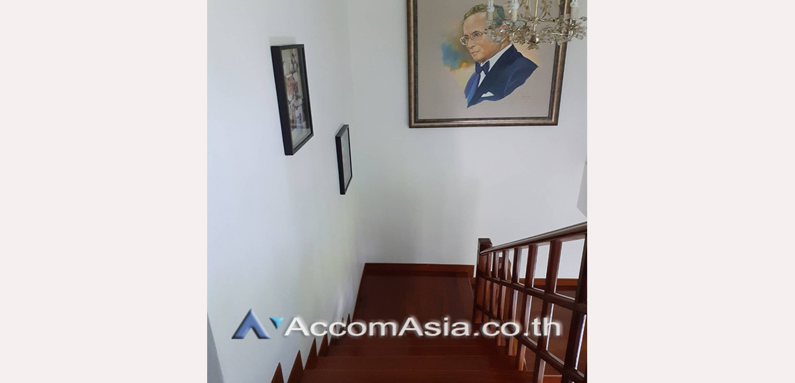 23  4 br House for rent and sale in Sukhumvit ,Bangkok BTS Phra khanong 2320757