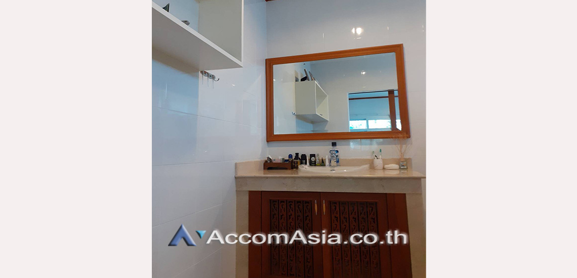 24  4 br House for rent and sale in Sukhumvit ,Bangkok BTS Phra khanong 2320757