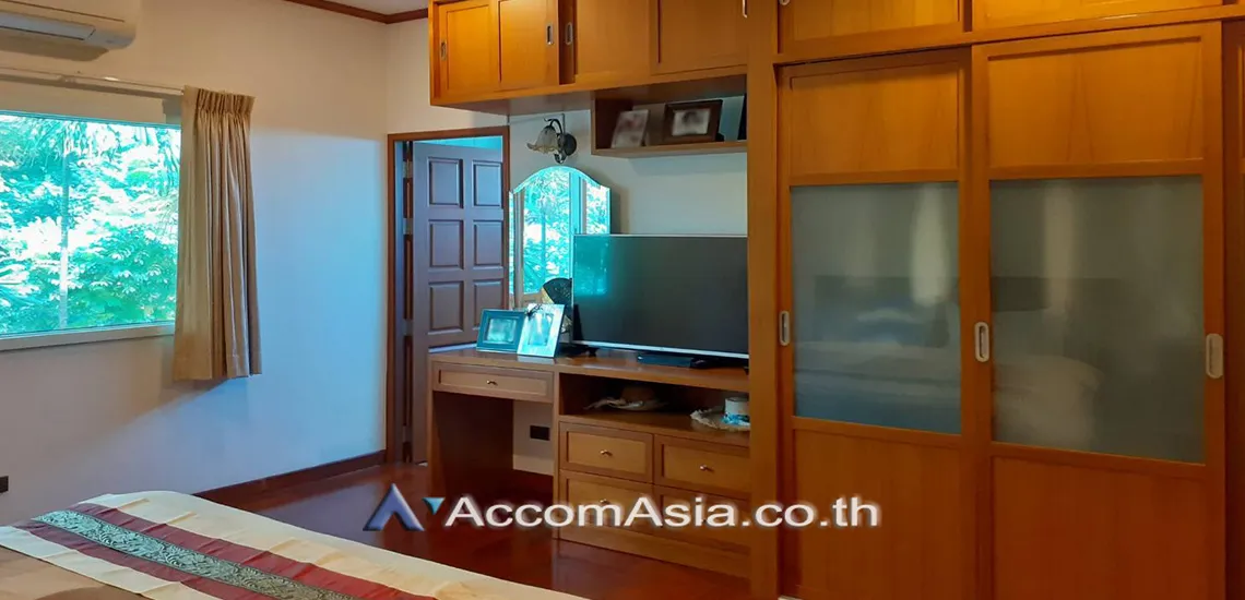 15  4 br House for rent and sale in Sukhumvit ,Bangkok BTS Phra khanong 2320757