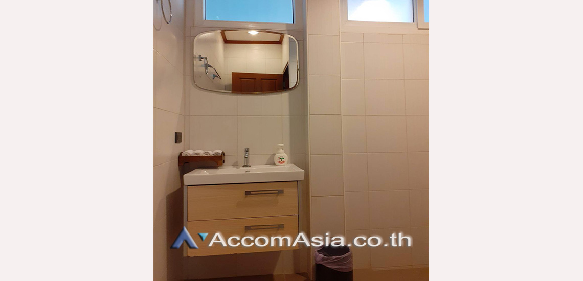 21  4 br House for rent and sale in Sukhumvit ,Bangkok BTS Phra khanong 2320757