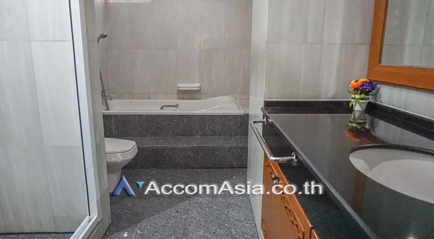 13  4 br Apartment For Rent in Sukhumvit ,Bangkok BTS Asok - MRT Sukhumvit at A Classic Style 1420844