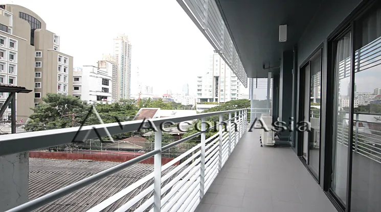 unit 2 Bedrooms  Apartment For Rent in Sukhumvit, Bangkok  near BTS Phrom Phong (1420888)