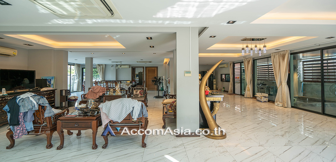 8  4 br House for rent and sale in Sukhumvit ,Bangkok BTS Phra khanong at Moo Baan Pakamas 1720910