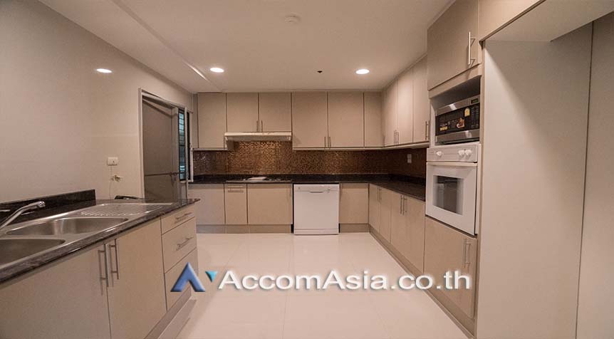 4  3 br Apartment For Rent in Sukhumvit ,Bangkok BTS Asok - MRT Sukhumvit at Perfect Apartment for Big Family, Prime Location Near Main Street 10175