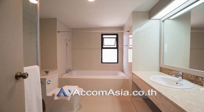 8  3 br Apartment For Rent in Sukhumvit ,Bangkok BTS Asok - MRT Sukhumvit at Perfect Apartment for Big Family, Prime Location Near Main Street 10175