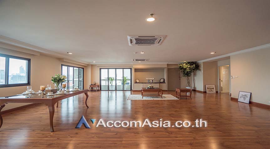  2  3 br Apartment For Rent in Sukhumvit ,Bangkok BTS Asok - MRT Sukhumvit at Perfect Apartment for Big Family, Prime Location Near Main Street 10175
