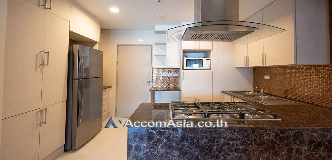 unitPet friendly |  3 Bedrooms  Apartment For Rent & Sale in Sukhumvit, Bangkok  near MRT Sukhumvit - BTS Asok (10177)