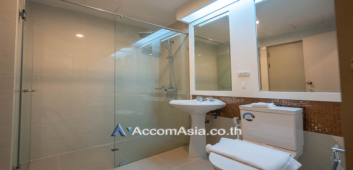 8  3 br Apartment for rent and sale in Sukhumvit ,Bangkok MRT Sukhumvit - BTS Asok at Perfect Apartment for Big Family, Prime Location Near Main Street 10177